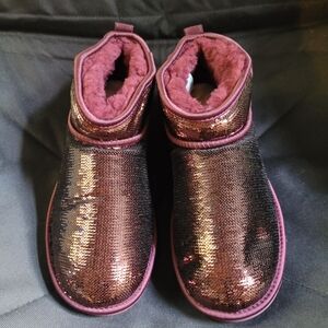 UGG Classic Ultra Mini Mirror Ball